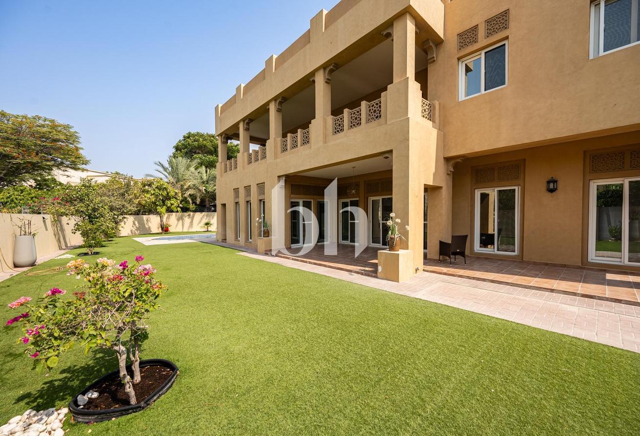 Private Pool | Immaculate Condition | Rare Type 12 photo 26