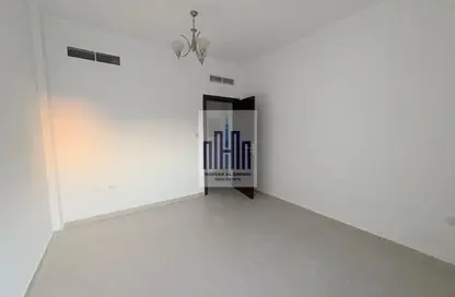 شقة - غرفة نوم - 1 حمام للايجار في مويلح - الشارقة شقة - غرفة نوم - 1 حمام للايجار في مويلح - الشارقة