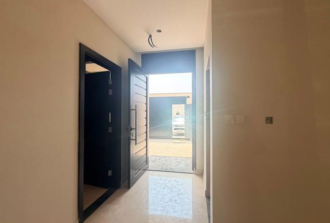 126550596 - Property Image 3