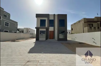 Villa - 4 Bedrooms - 5 Bathrooms for rent in Al Khawaneej 2 - Al Khawaneej - Dubai