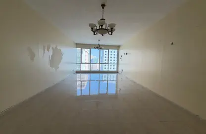 Apartment - 3 Bedrooms - 4 Bathrooms for rent in New Al Taawun Road - Al Taawun - Sharjah