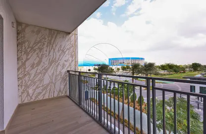 Apartment - 3 Bedrooms - 4 Bathrooms for sale in Waters Edge - Yas Island - Abu Dhabi