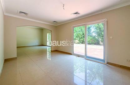 Villa - 3 Bedrooms - 3 Bathrooms for rent in Meadows 9 - Meadows - Dubai