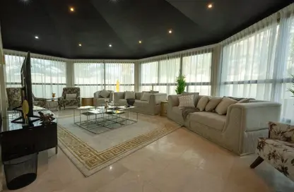 فيلا - استوديو - 4 حمامات للبيع في شرقان - الحيرة - الشارقة