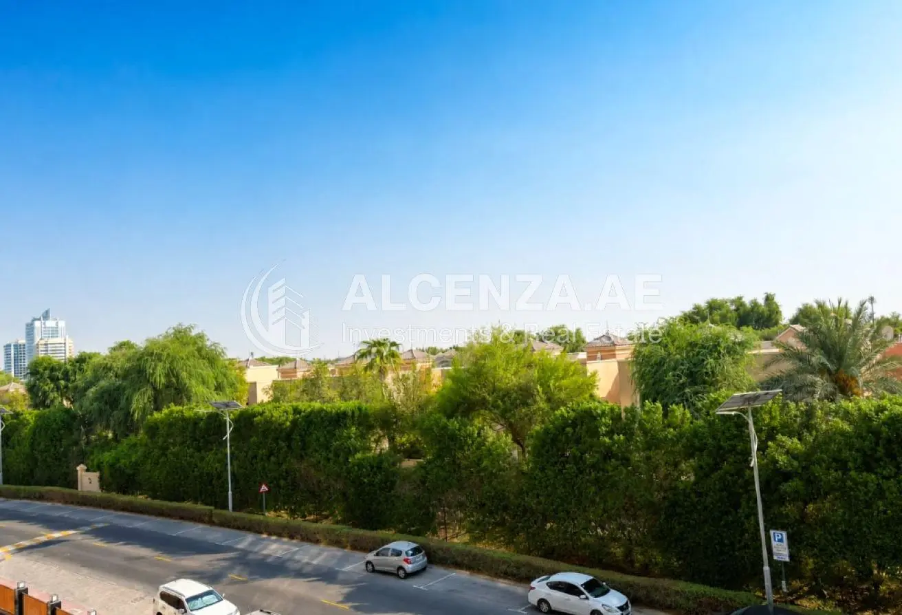 156926334 - Property Main Image