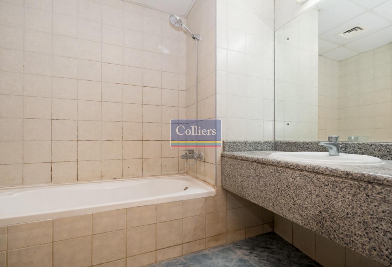 Just Vacated | Elegant Studio Unit with Facilities photo 9