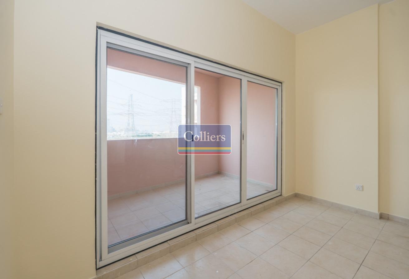 Just Vacated | Elegant Studio Unit with Facilities photo 14