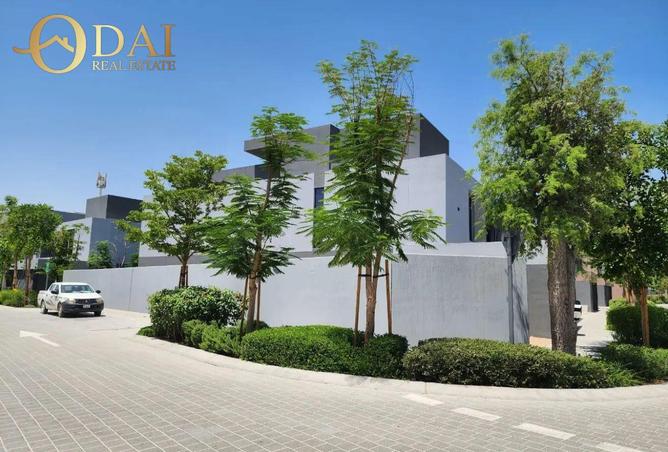 76966739 - Property Image 2