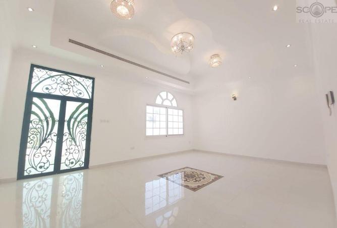 137440262 - Property Image 2