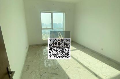 Apartment - 1 Bedroom - 2 Bathrooms for sale in Oasis Tower - Al Rashidiya 1 - Al Rashidiya - Ajman