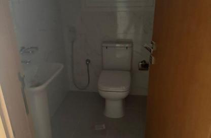 Apartment - 2 Bedrooms - 2 Bathrooms for rent in Gulf Tower - Emirates City - Ajman