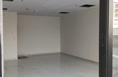 Shop - Studio - 1 Bathroom for rent in Muweileh Community - Muwaileh Commercial - Sharjah