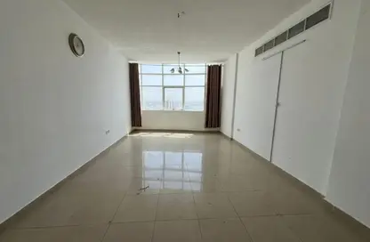 Apartment - 2 Bedrooms - 3 Bathrooms for rent in Al Mujarrah - Al Sharq - Sharjah Apartment - 2 Bedrooms - 3 Bathrooms for rent in Al Mujarrah - Al Sharq - Sharjah