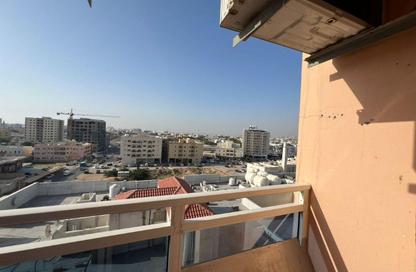 شقة - غرفة نوم - 1 حمام للايجار في عمارة عزير - 3  الروضة - الروضة - عجمان