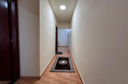شقة - غرفة نوم - 1 حمام للايجار في عمارة عزير - 3  الروضة - الروضة - عجمان