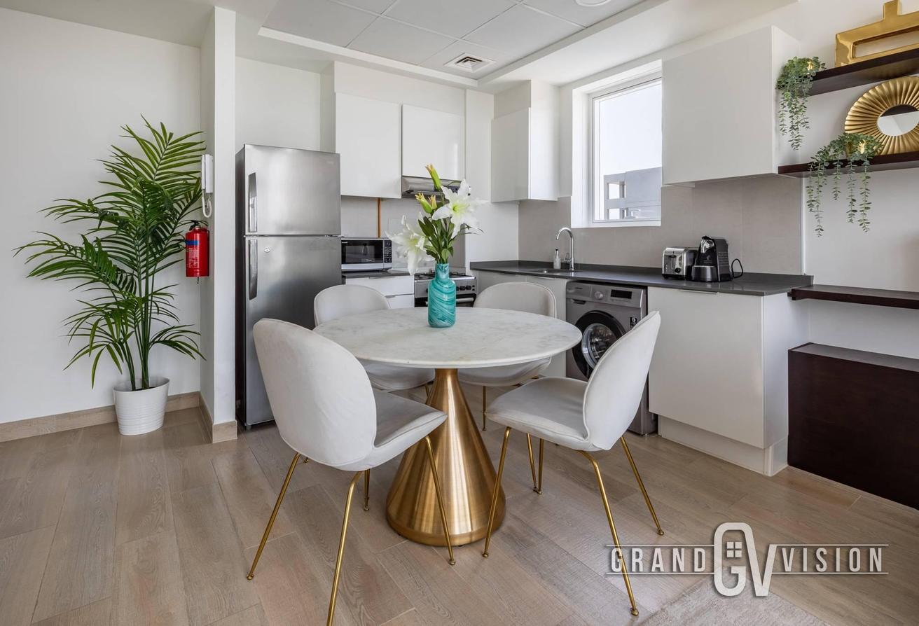 Fully Furnished Apartment | Bloom Towers B | Great Investment photo 8