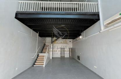 Show Room - Studio - 1 Bathroom for rent in Industrial Building 13 - Industrial Area 13 - Sharjah Industrial Area - Sharjah