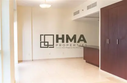 Apartment - 1 Bathroom for rent in Al Barsha 1 - Al Barsha - Dubai
