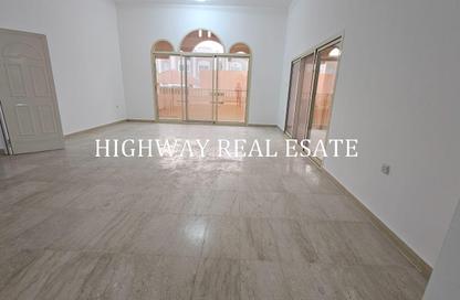 Villa - 5 Bedrooms - 6 Bathrooms for rent in Al Rifa'ah - Al Heerah - Sharjah
