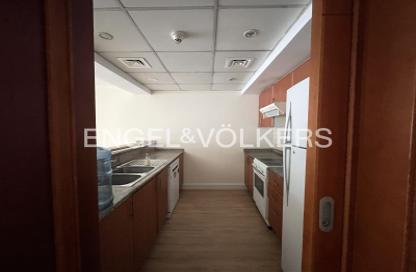Apartment - 2 Bedrooms - 2 Bathrooms for rent in Al Thayyal 3 - Al Thayyal - Greens - Dubai