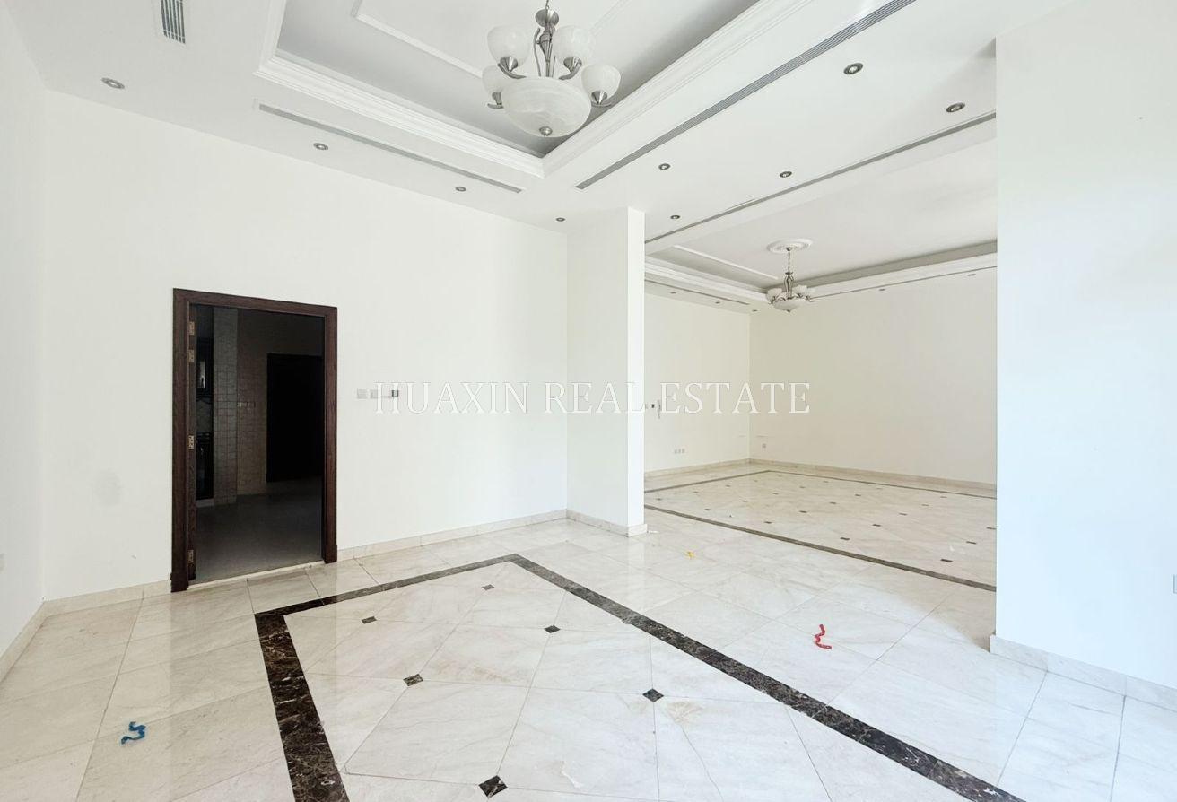 Beachfront | 5 bedrooms | Direct Beach Access photo 8