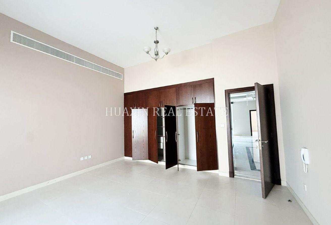 Beachfront | 5 bedrooms | Direct Beach Access photo 17