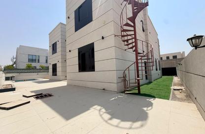 Villa - 5 - 7 for sale in Hoshi - Al Badie - Sharjah Villa - 5 - 7 for sale in Hoshi - Al Badie - Sharjah