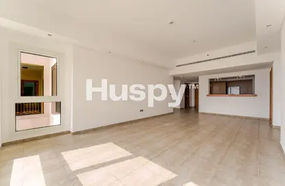 Apartment - 2 Bedrooms - 2 Bathrooms for rent in Marina Residences 4 - Marina Residences - Palm Jumeirah - Dubai
