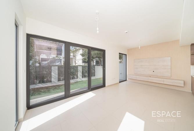 54387970 - صورة العقار 2