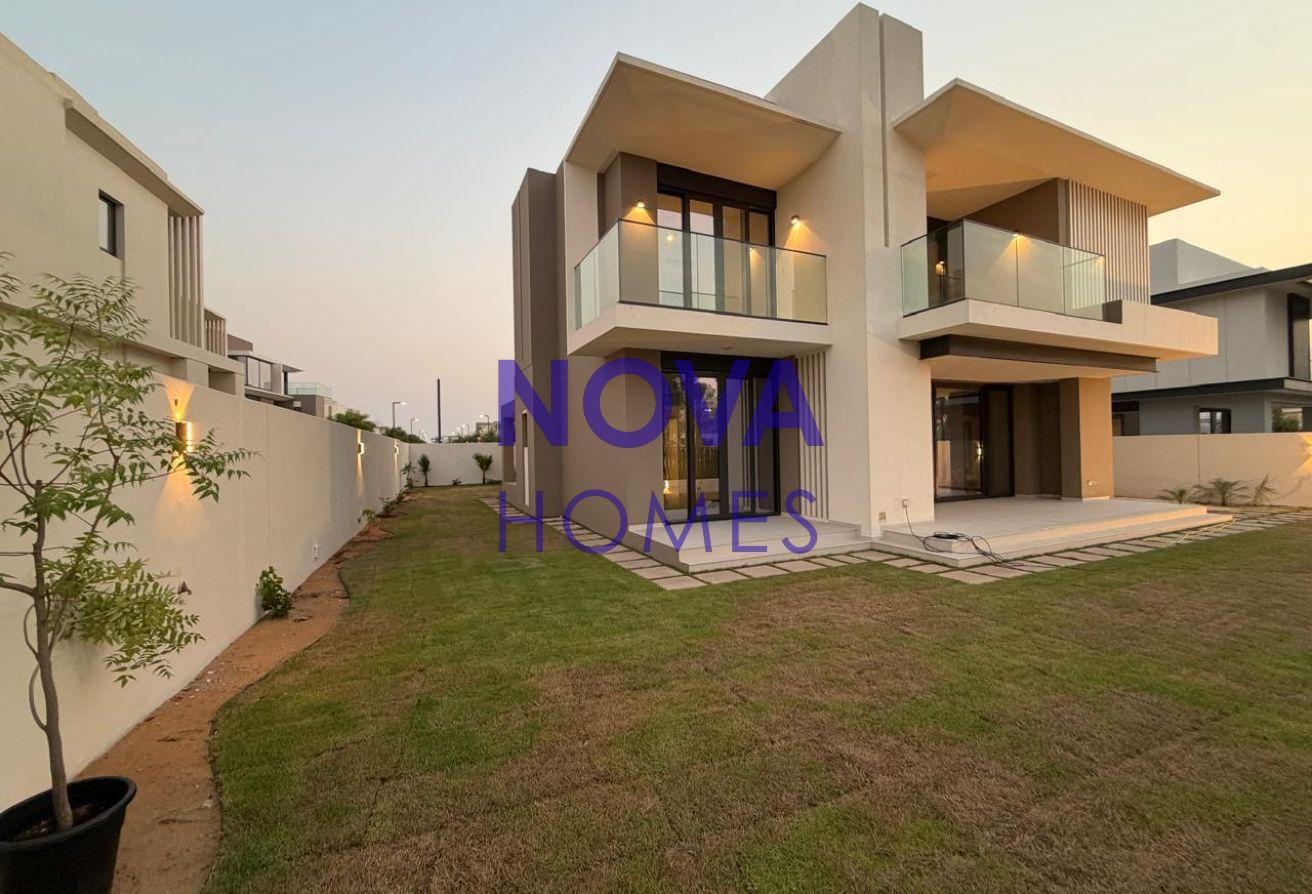 4BR + Maid Villa | Spacious Family Living photo 2