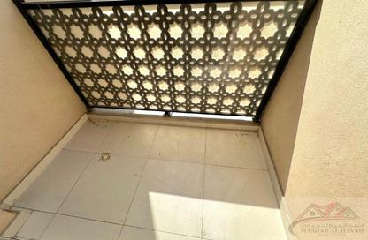 Apartment - 1 Bedroom - 2 Bathrooms for rent in Muwaileh 29 Building - Muwaileh - Sharjah