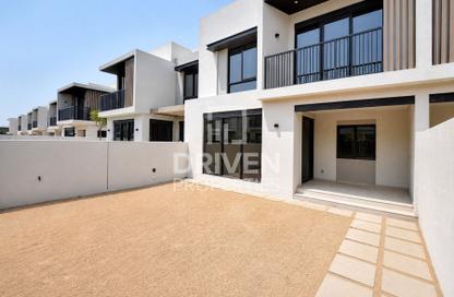 Townhouse - 4 - 6 for rent in Jebel Ali Village Townhouses - Jebel Ali Village - Jebel Ali - Dubai