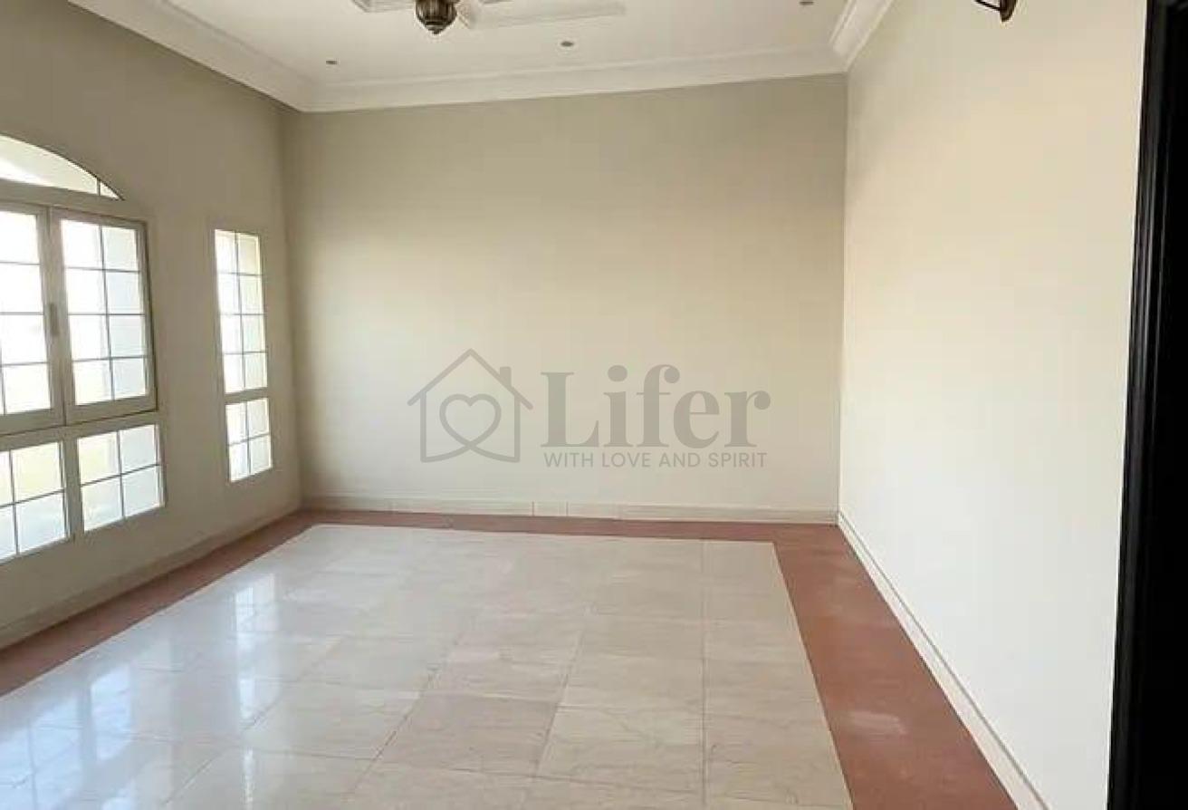 PRIME CORNER | 6 BEDROOMS | AL BARSHA 2 | 500,000 photo 12