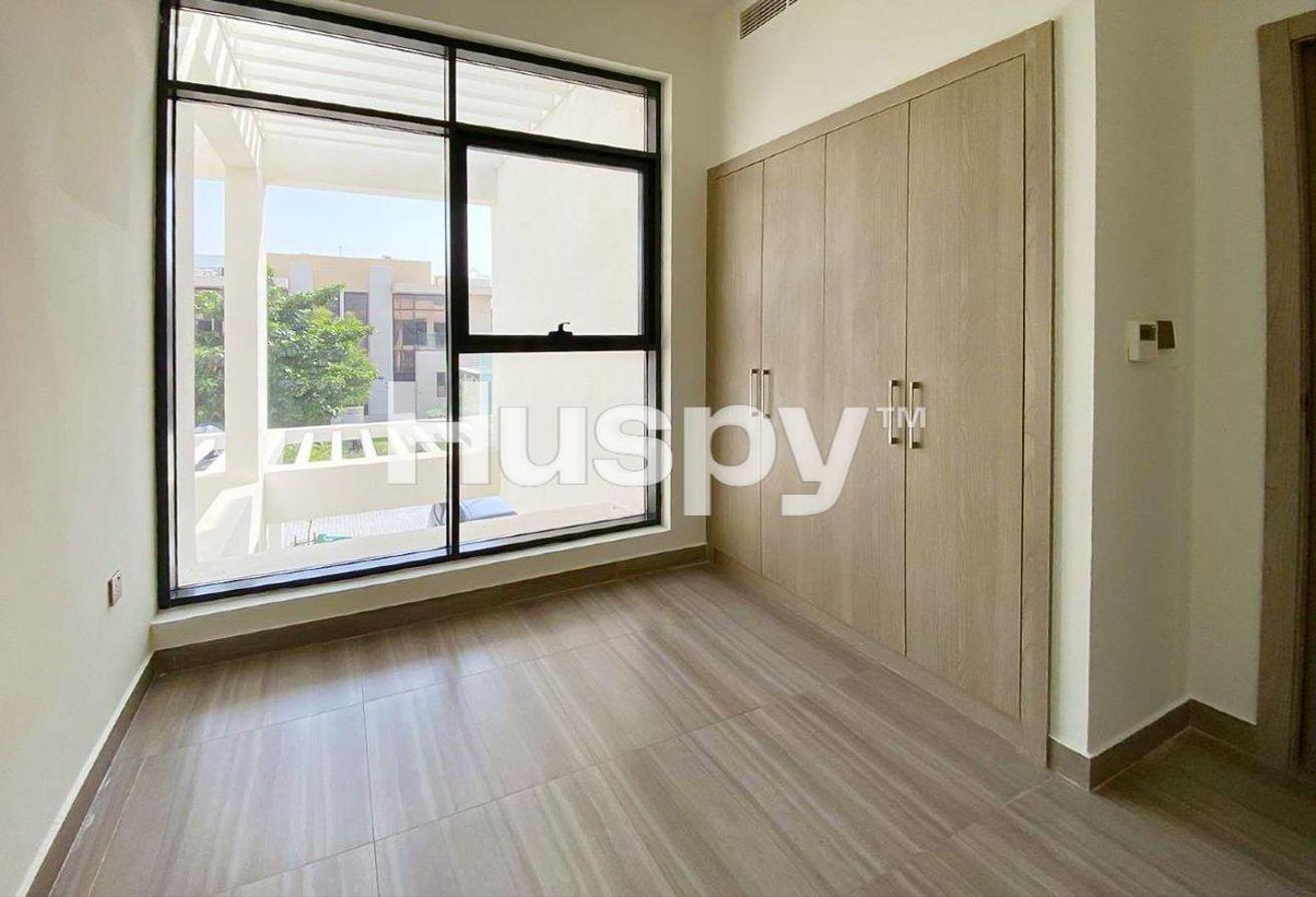 Vacant | Park Backing | Open Kitchen photo 10