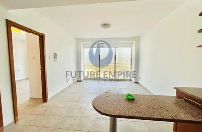 Apartment - 1 Bedroom - 2 Bathrooms for rent in The Tower - Sheikh Zayed Road - Dubai