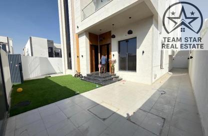 Villa - 4 - 6 for rent in Al Zaheya Gardens - Al Zahya - Ajman