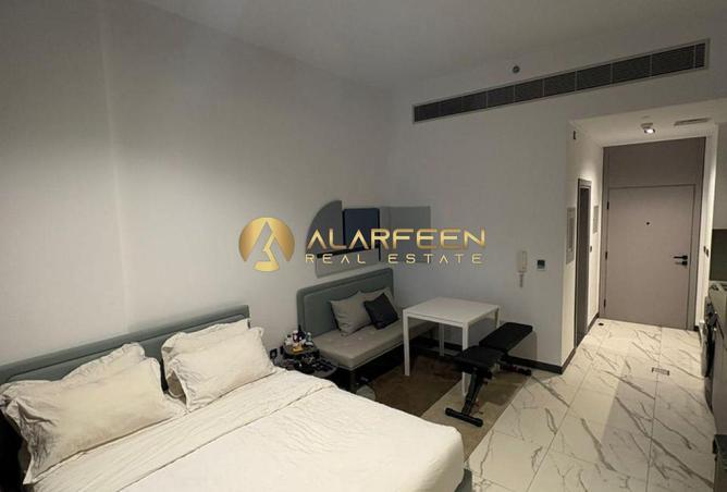 Furnished | Well Maintained | Premium Quality photo 3