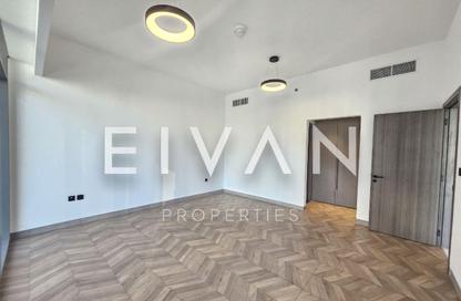 Apartment - 1 Bedroom - 2 Bathrooms for rent in Royal Regency - Business Bay - Dubai