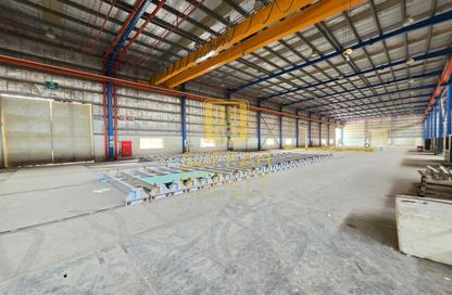 Warehouse - Studio - 4 Bathrooms for rent in Dubai Investment Park 1 (DIP 1) - Dubai Investment Park (DIP) - Dubai