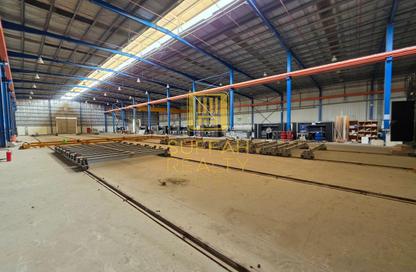 Warehouse - Studio - 4 Bathrooms for rent in Dubai Investment Park 1 (DIP 1) - Dubai Investment Park (DIP) - Dubai