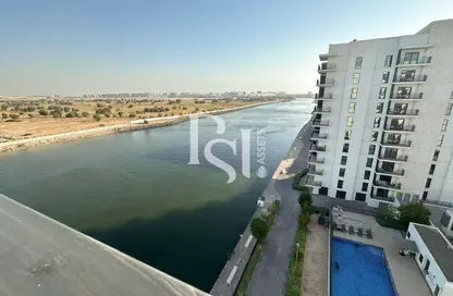 Apartment - 3 Bedrooms - 4 Bathrooms for rent in Waters Edge - Yas Island - Abu Dhabi