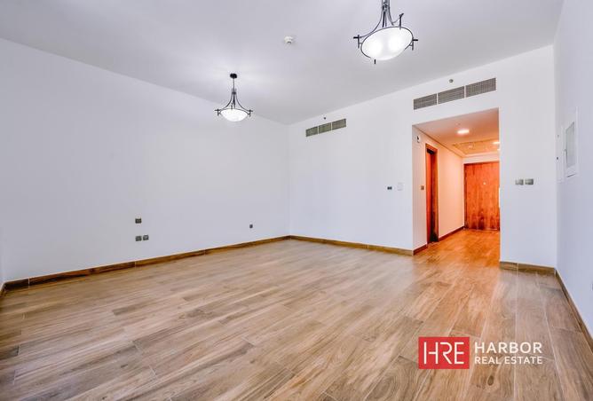 104251823 - Property Image 3
