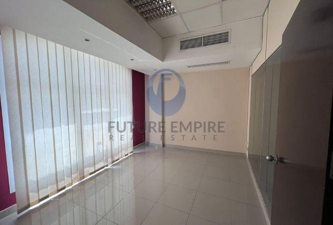 77375778 - Property Image 2