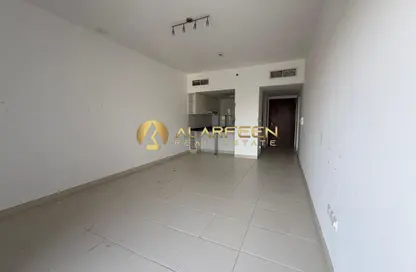 Apartment - 1 Bedroom - 2 Bathrooms for rent in Oxford Building - District 14 - Jumeirah Village Circle - Dubai