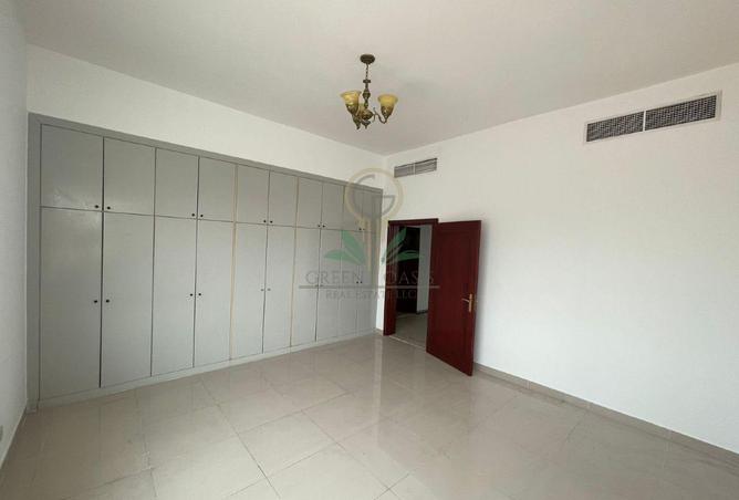 53988520 - صورة العقار 3