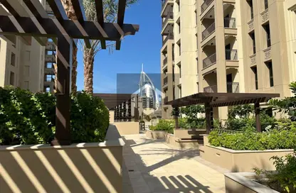 شقة - 2 غرف نوم - 2 حمامات للايجار في أصايل 3 - مدينة جميرا ليفينج - أم سقيم - دبي