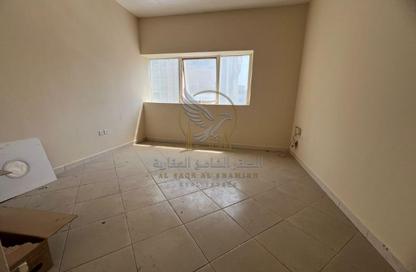 Apartment - 1 - 1 for rent in Al Nabaa Building - Al Naba'ah - Al Sharq - Sharjah Apartment - 1 - 1 for rent in Al Nabaa Building - Al Naba'ah - Al Sharq - Sharjah