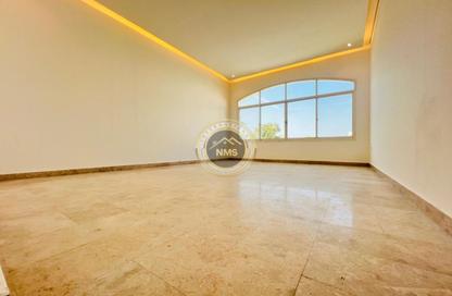 Apartment - Studio - 1 for rent in Al Maqtaa Tower 1 - Hadbat Al Zafranah - Muroor Area - Abu Dhabi