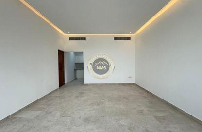 Apartment - Studio - 1 for rent in Al Maqtaa Tower 1 - Hadbat Al Zafranah - Muroor Area - Abu Dhabi Apartment - Studio - 1 for rent in Al Maqtaa Tower 1 - Hadbat Al Zafranah - Muroor Area - Abu Dhabi