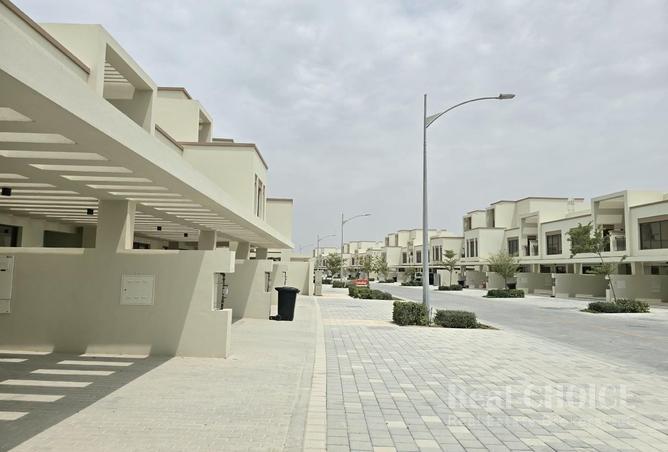 92260225 - صورة العقار 2